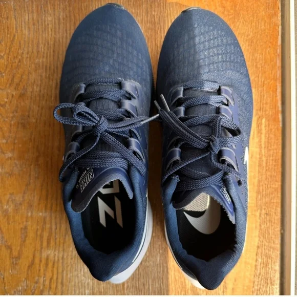 Nike Air Zoom Pegasus 37 - Picture 3 of 8